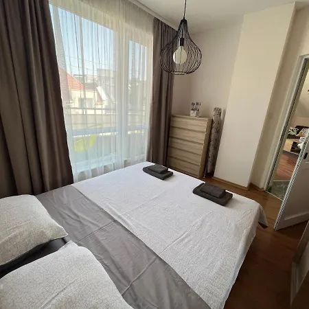 Happy 2 Apartment